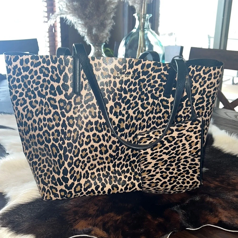 Kate Spade Reversible Tote - Picture 1 of 7